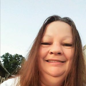 Meet your Posher, Carrie